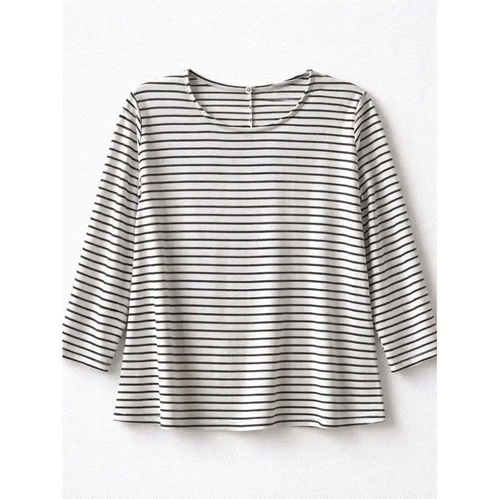Striped Black and White Women's Top Size Medium